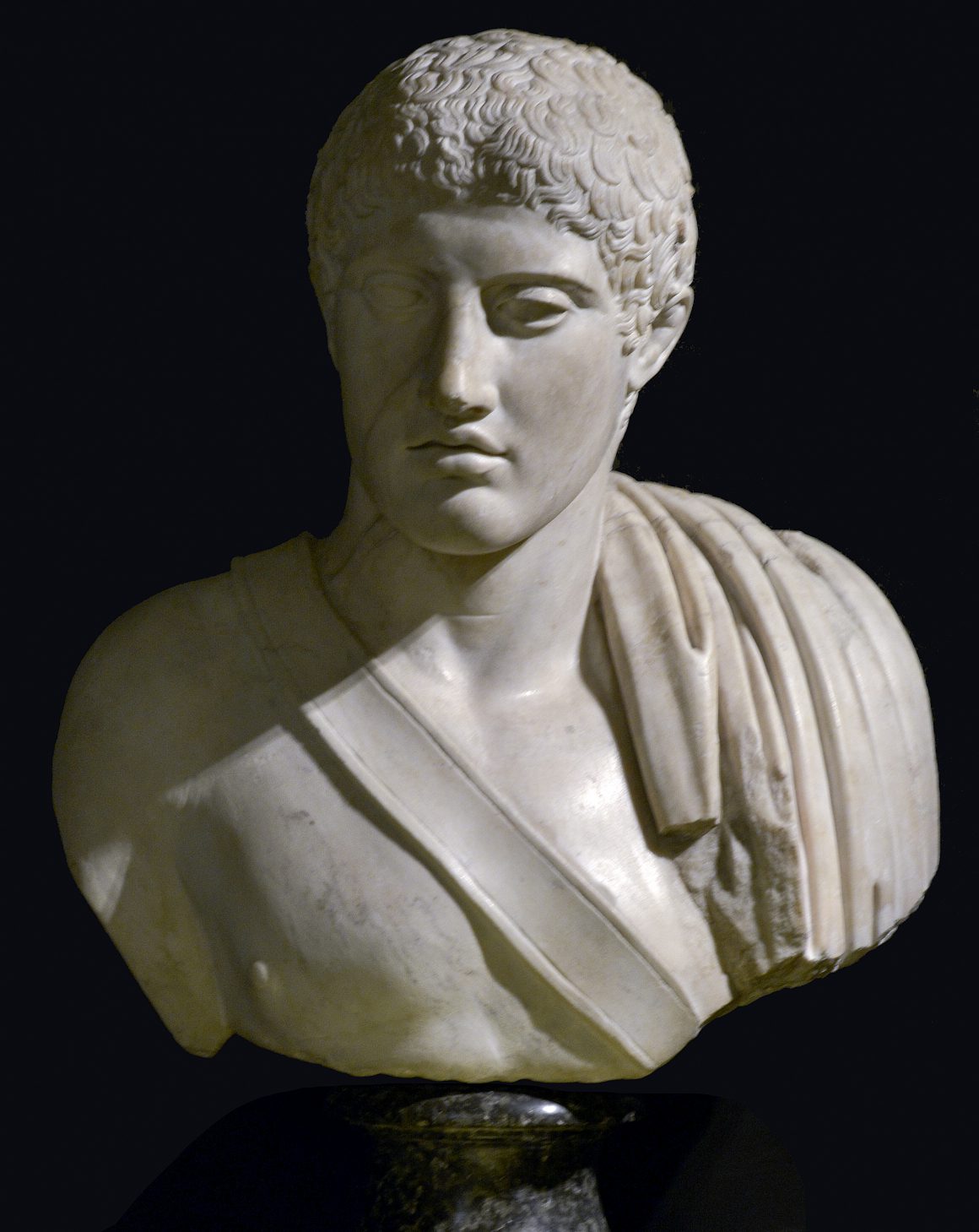 Busto di giovane atleta, II sec d.C. , marmo, Palazzo Medici Riccardi, Firenze