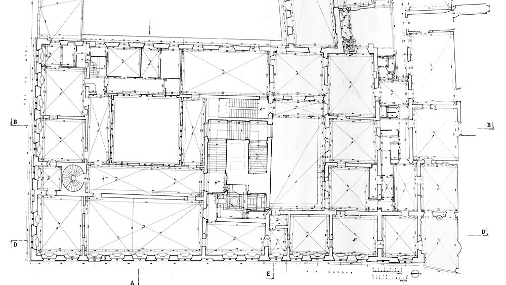 Palazzo Medici Riccardi: pianta del primo piano con misure planimetriche e quote altimetriche