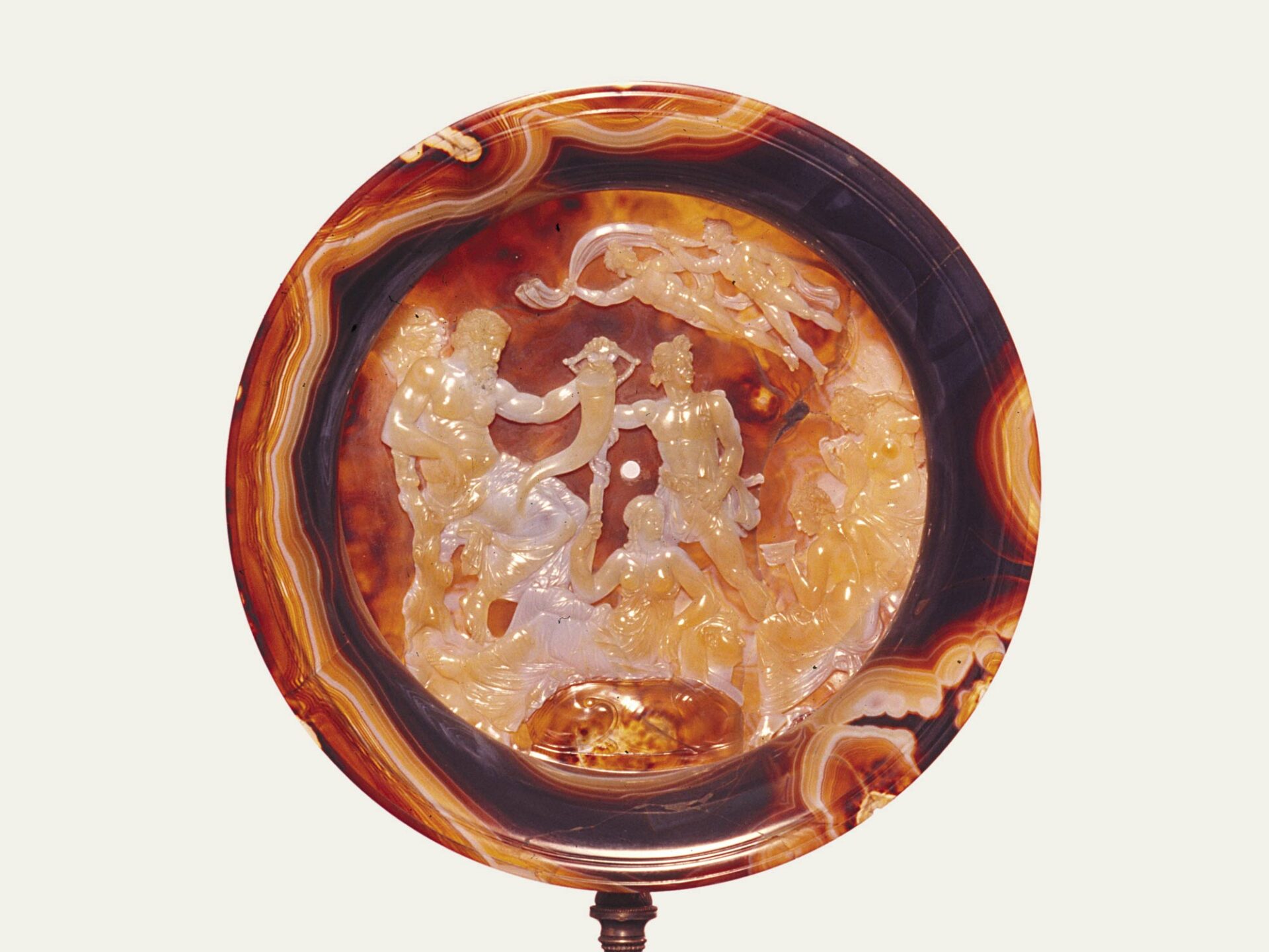 Tazza Farnese (fronte), Manifatture reali di Alessandria in Egitto, Museo Archeologico Nazionale, Napoli